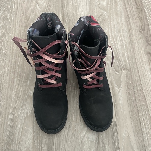 Timberland boots like new worn 2 times special edition - Picture 8 of 10